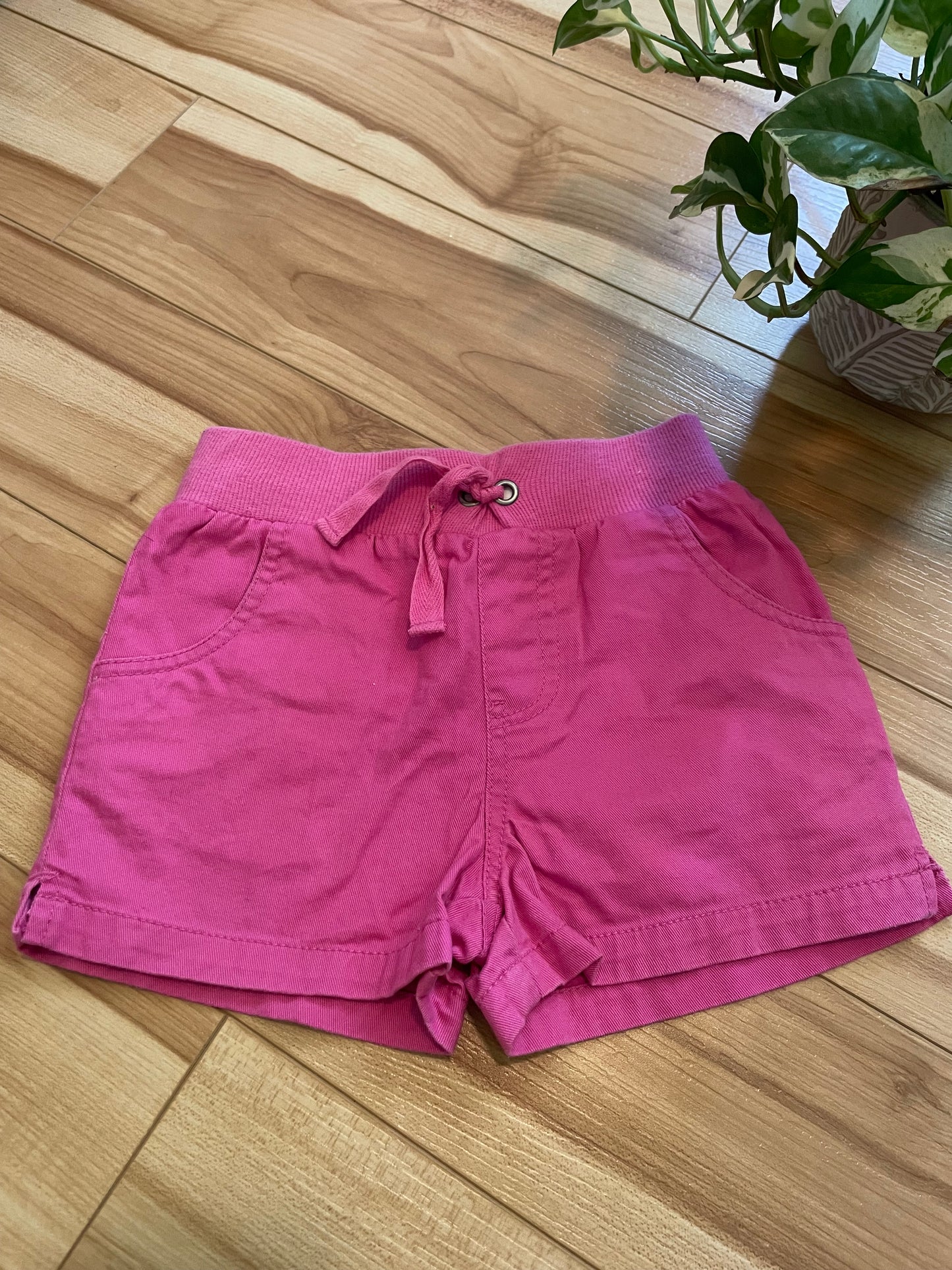 Short George 6ans