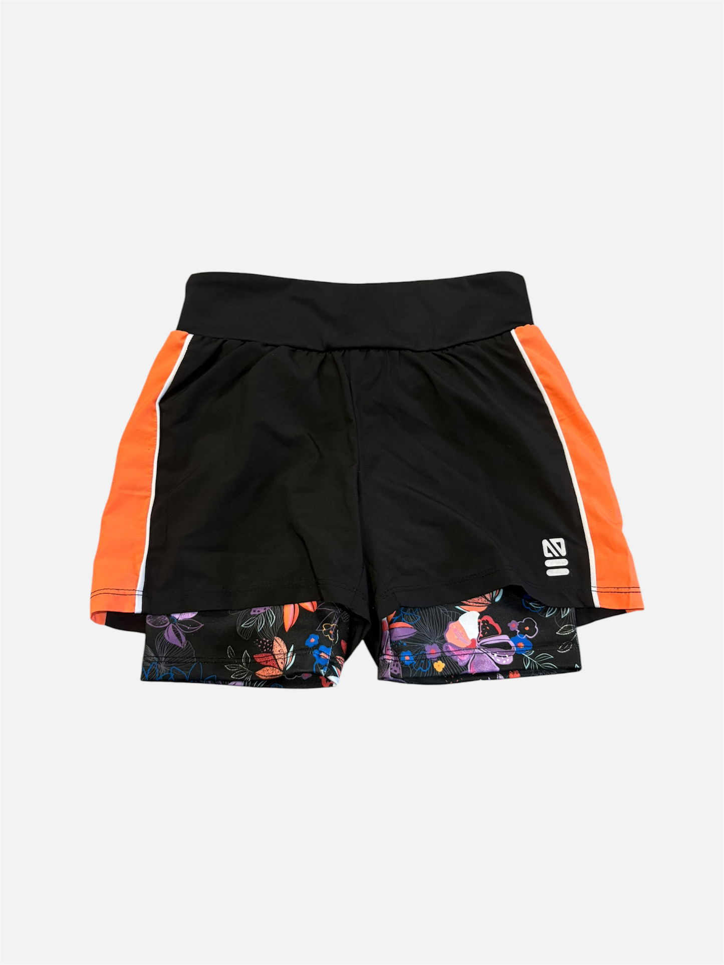 SHORT / Nano 6 ans