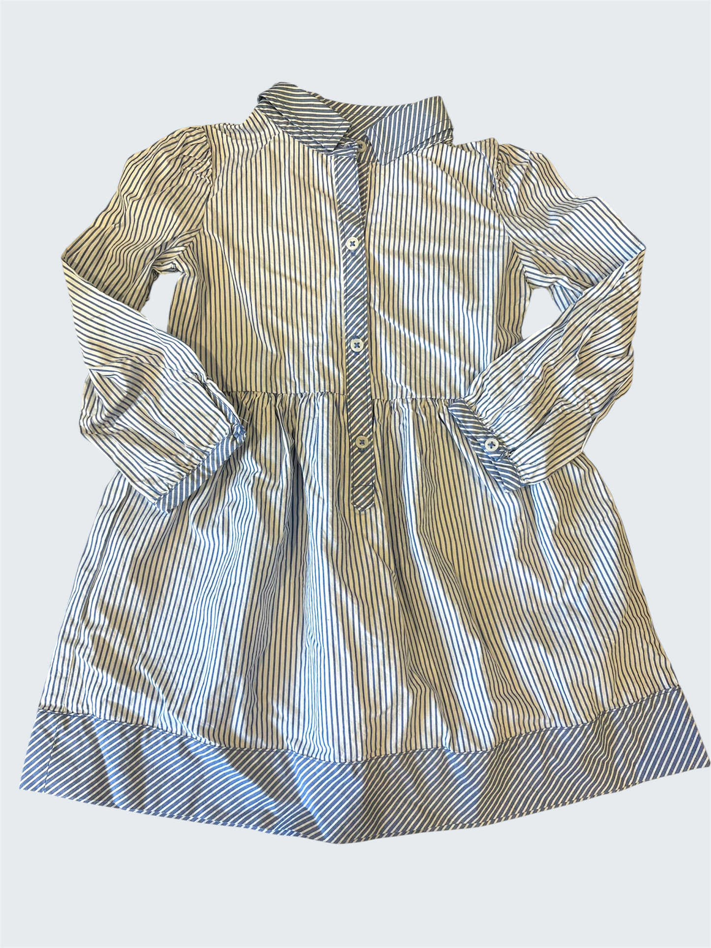 ROBE / Carter's 4T (Blanche et bleu, mauvaise lumière, parfaite état)
