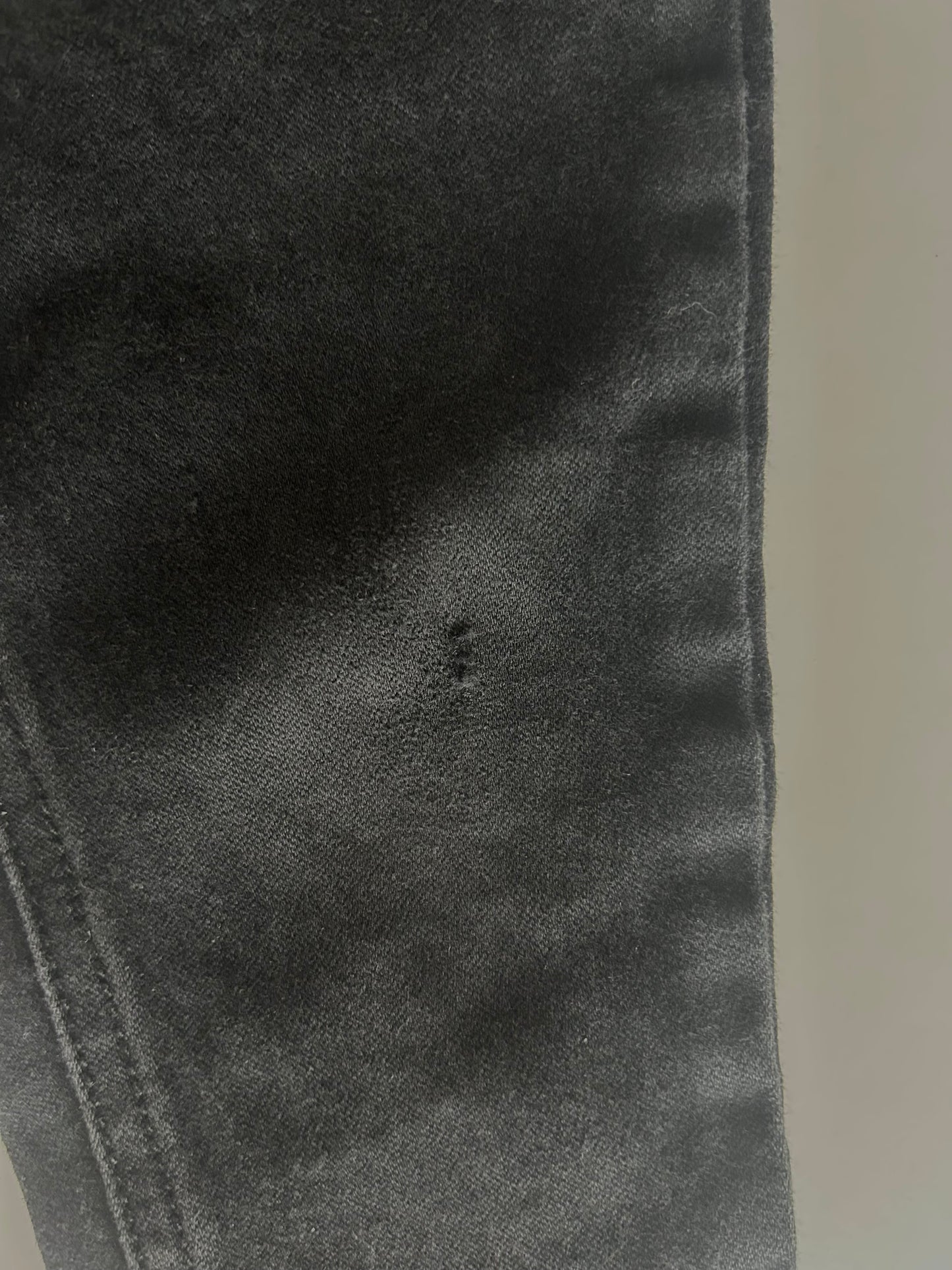 Aka 18m Taille ajustable (petite imperfection genou)