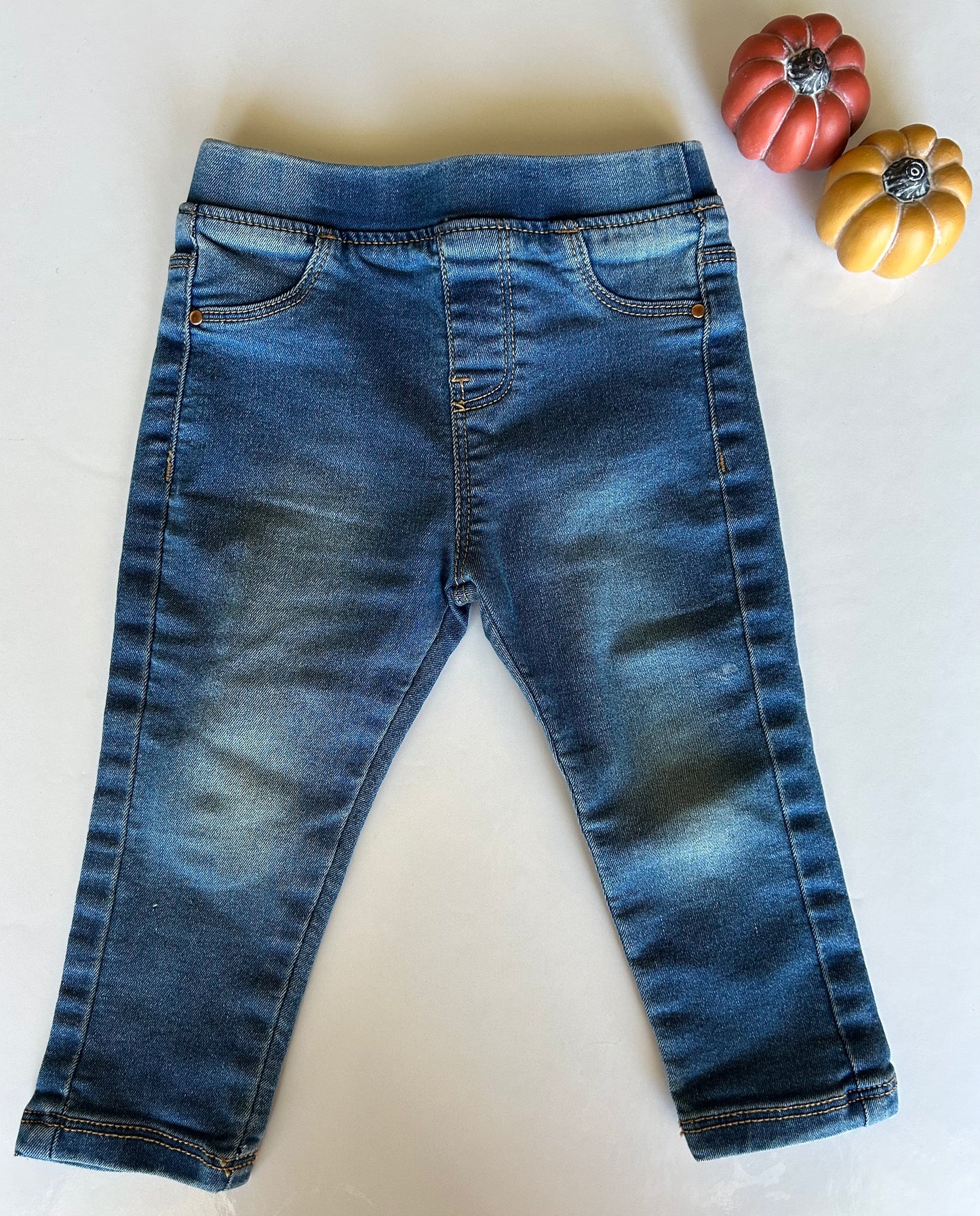 George 12-18m *imparfait*