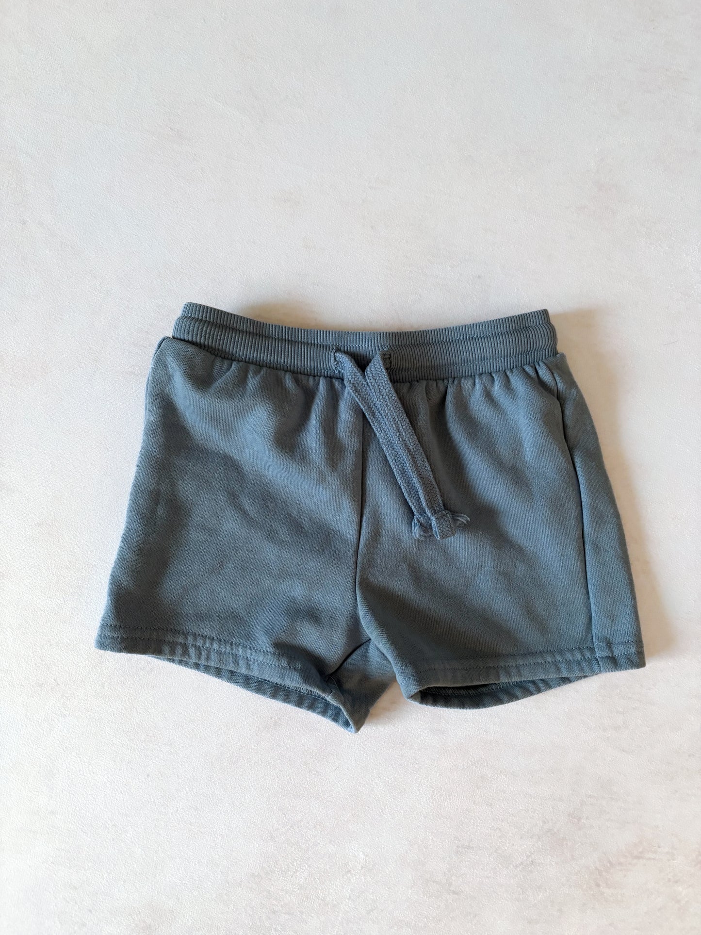 SHORT / TAG 24 mois