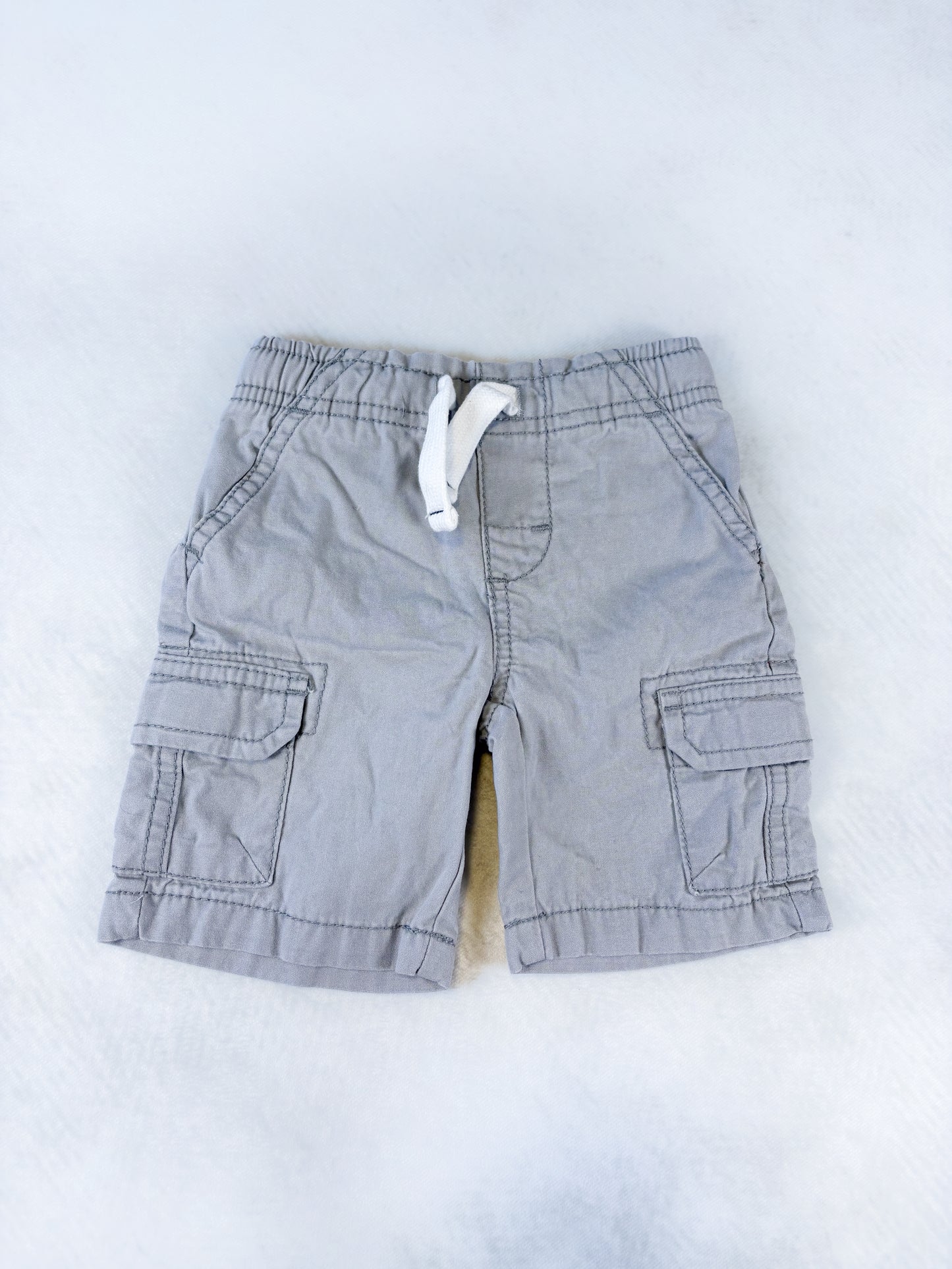 SHORT / Carter's 6 mois