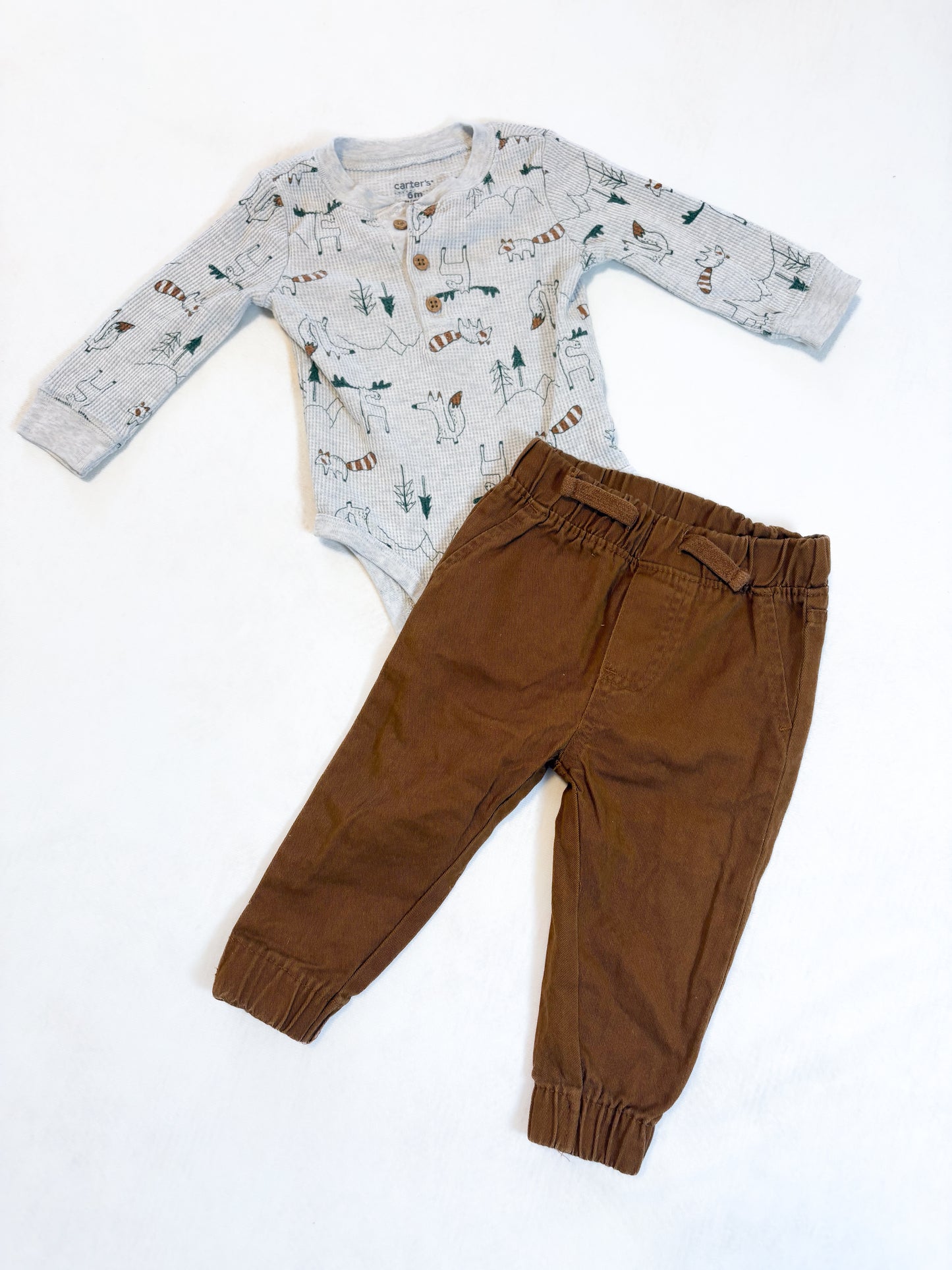 ENSEMBLE / carters et ben sherman 6-9 mois