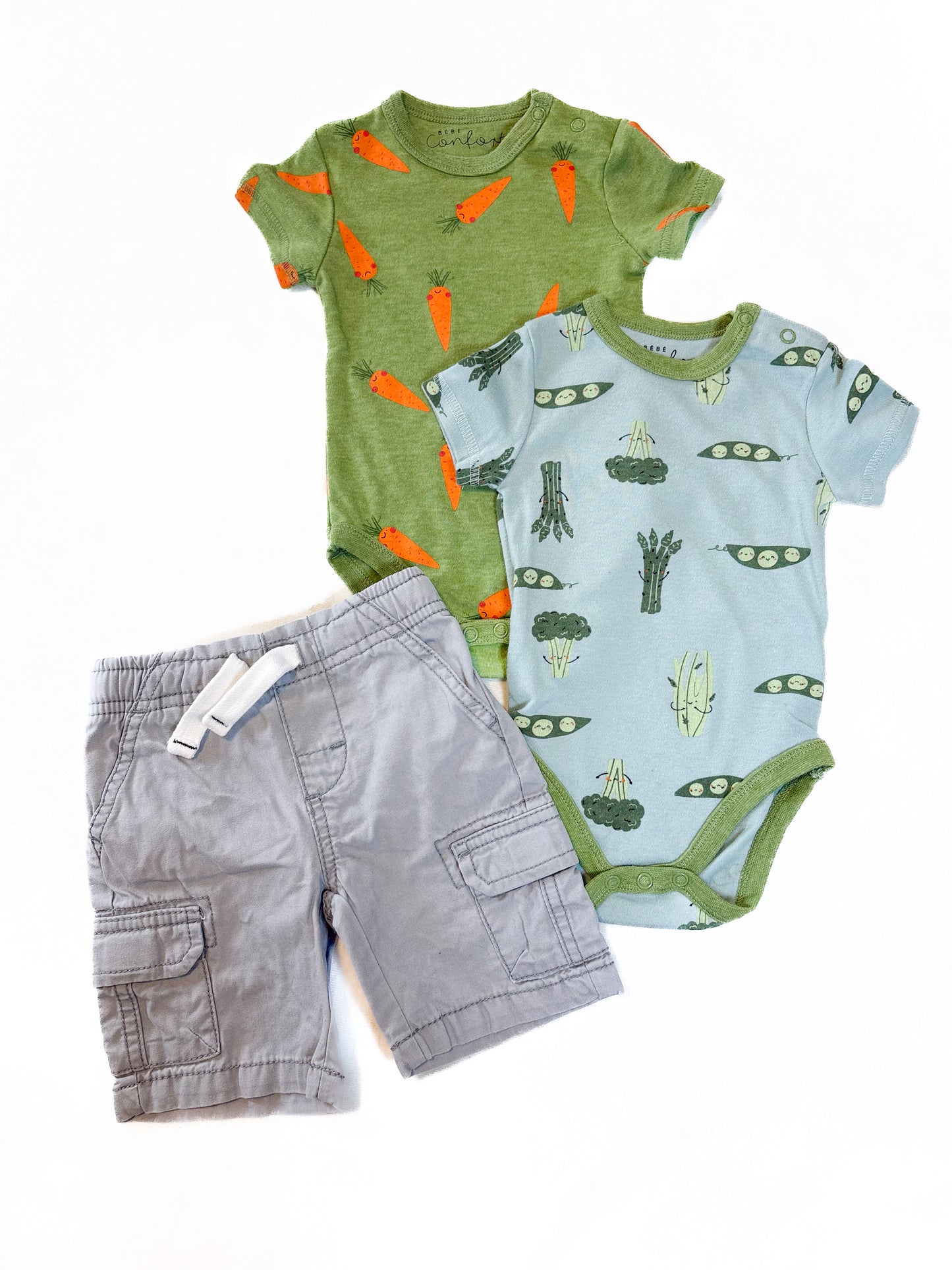 ENSEMBLE / Bébé comfort 6 mois