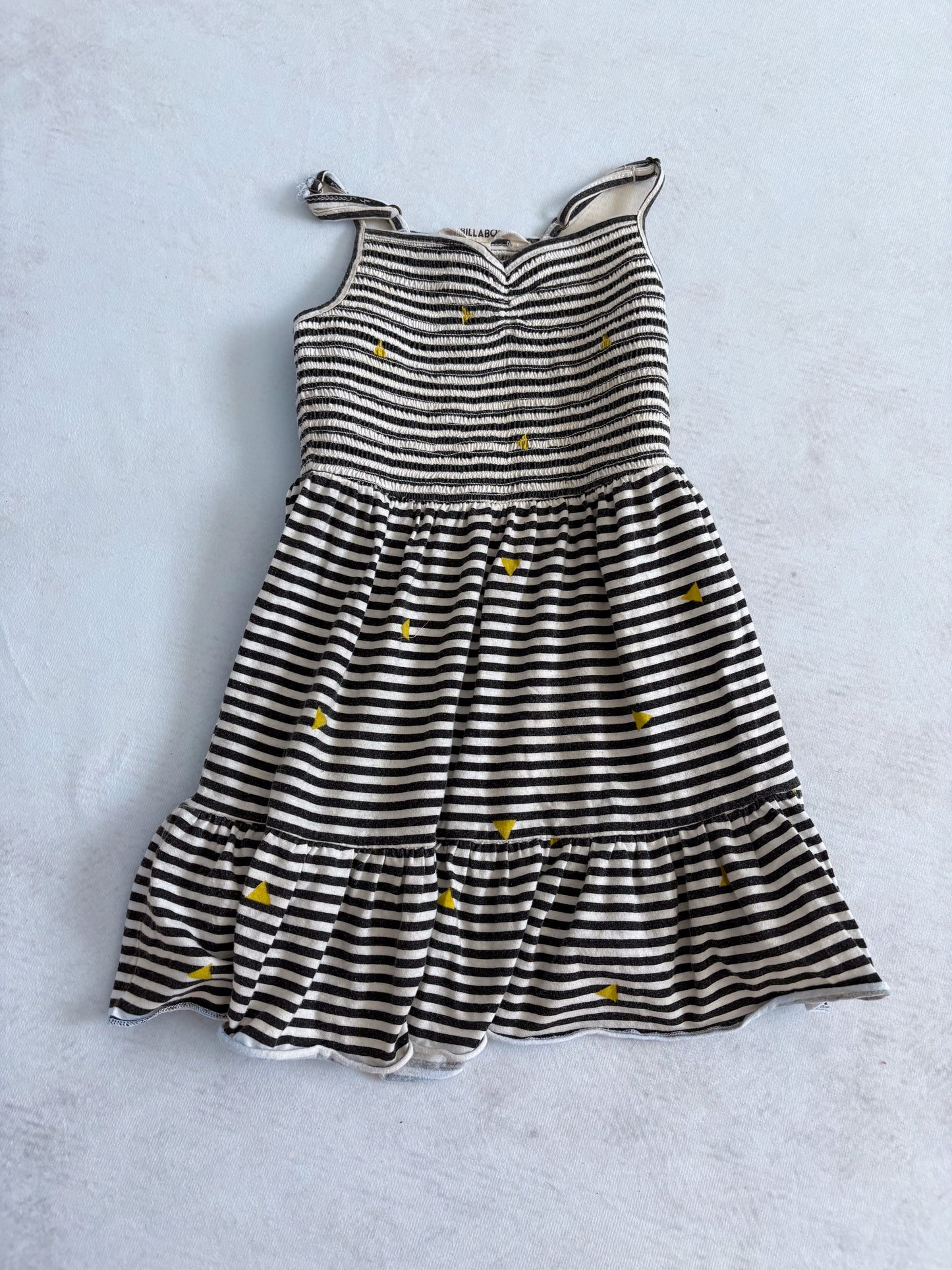 ROBE / Billabong 4-5 ans