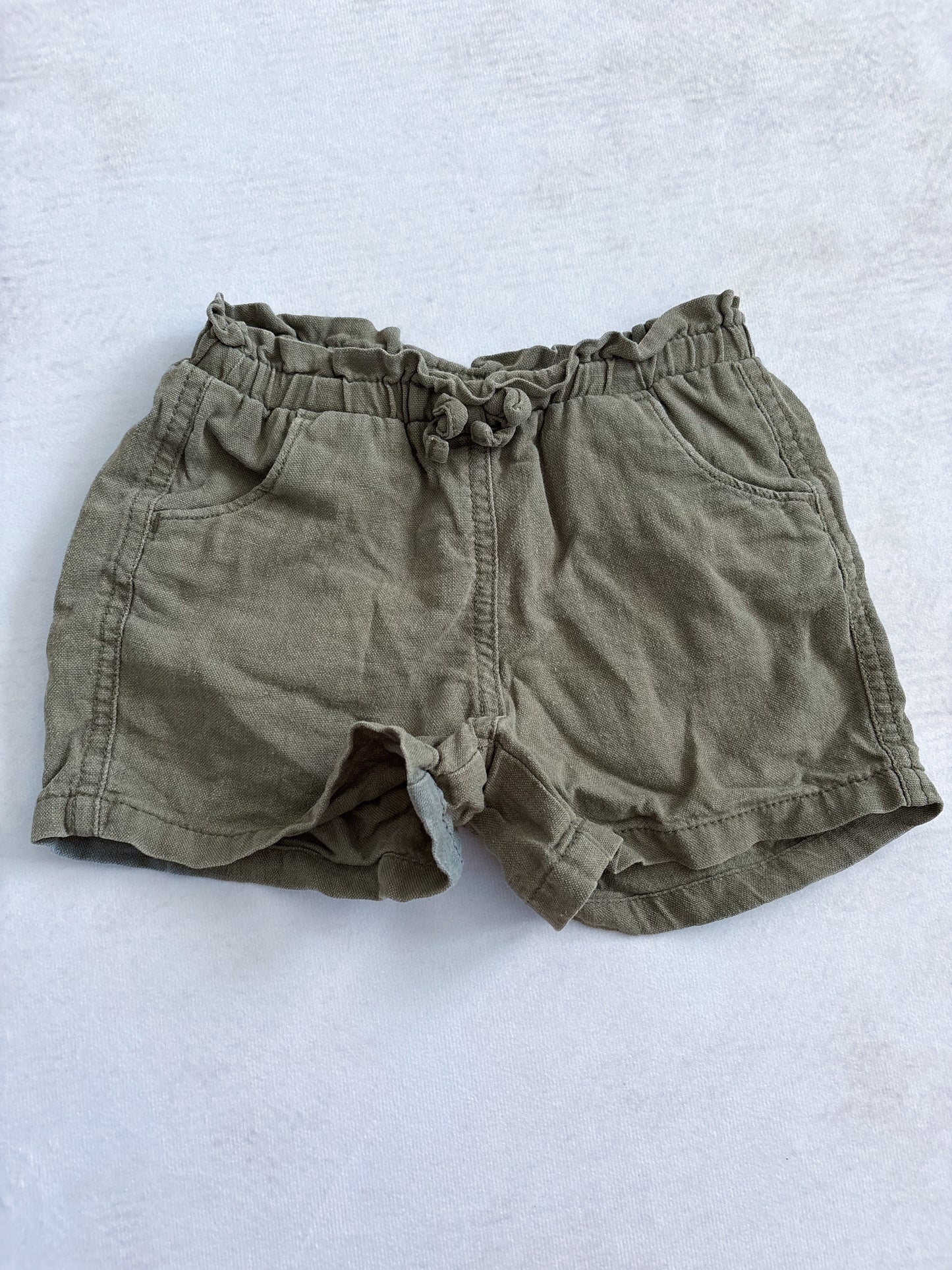 SHORT / Old navy 4T