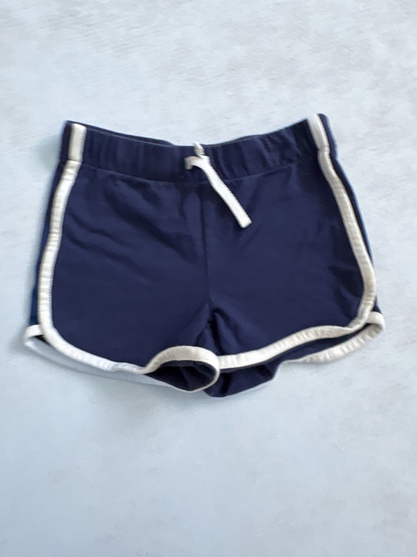 SHORT / oshkosh 4T