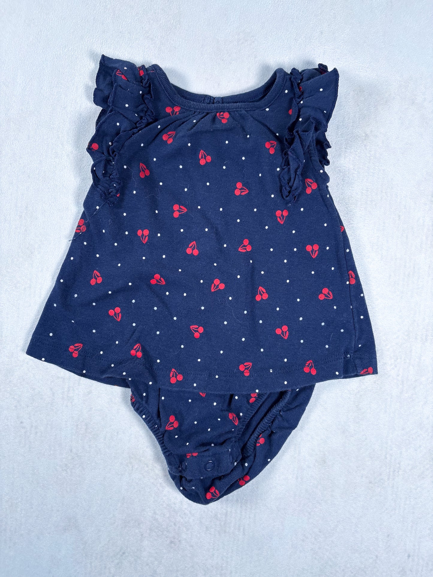 ROBE / carters 3-6 mois