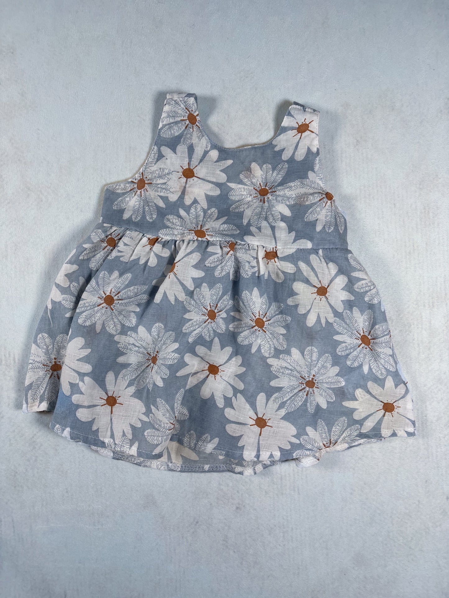 ROBE / 6-9 mois