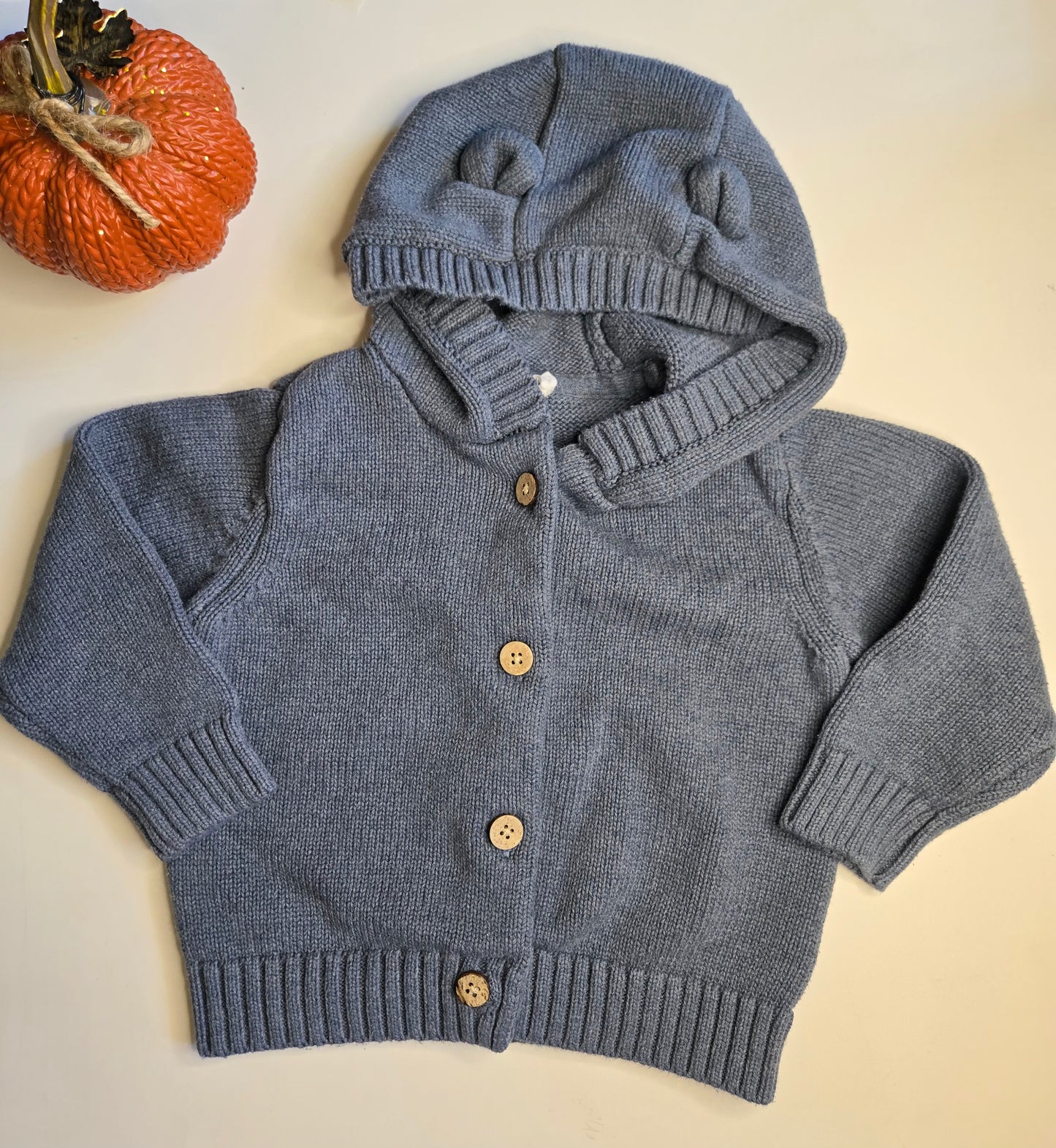 Little eartling 18-24M