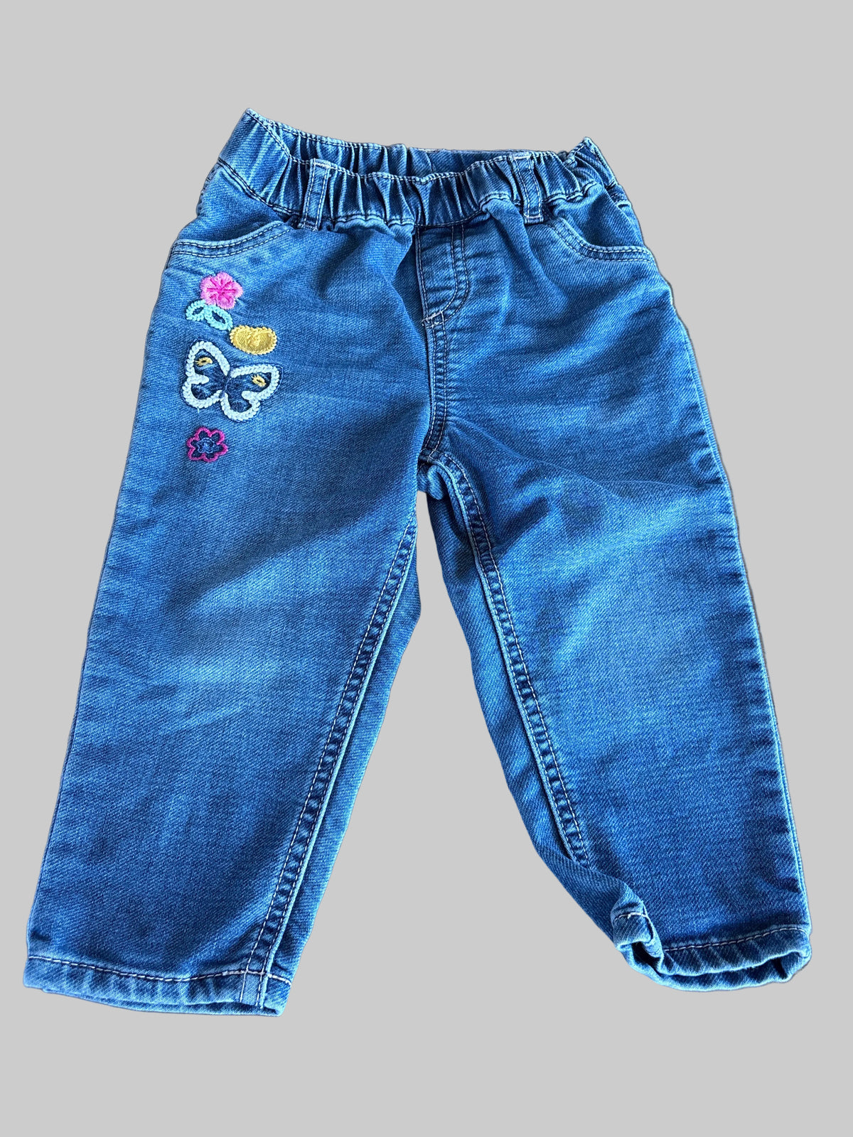 JEANS / First impressions 24 mois