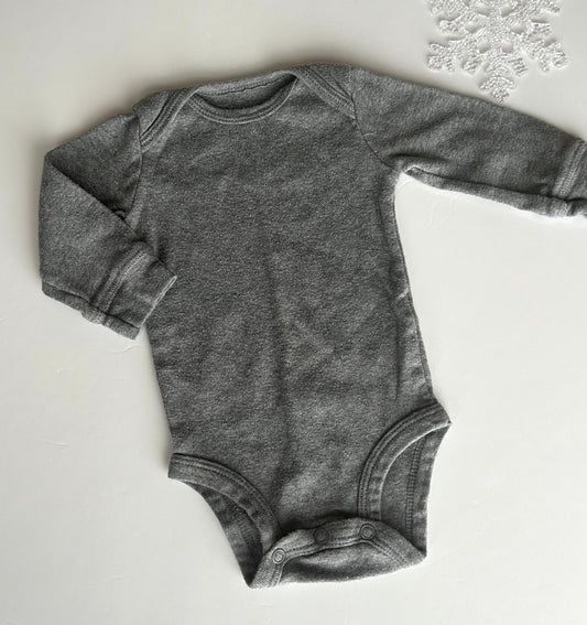 Carter’s 0-3m (un peu mousseux)