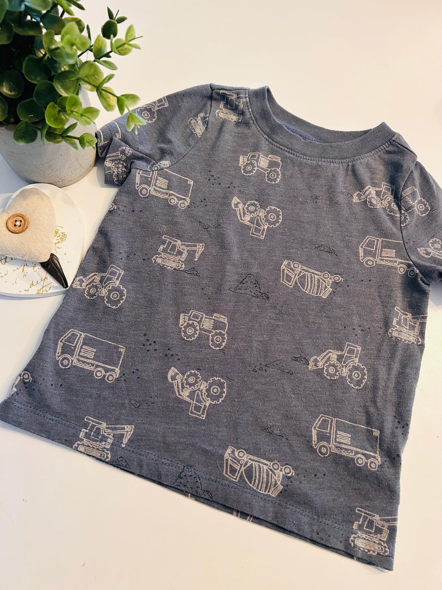 Old navy 18-24m