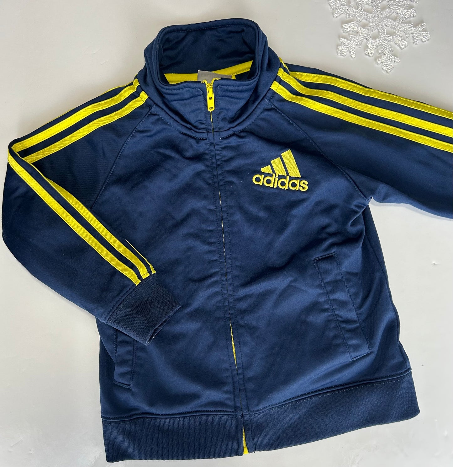 Adidas 24m