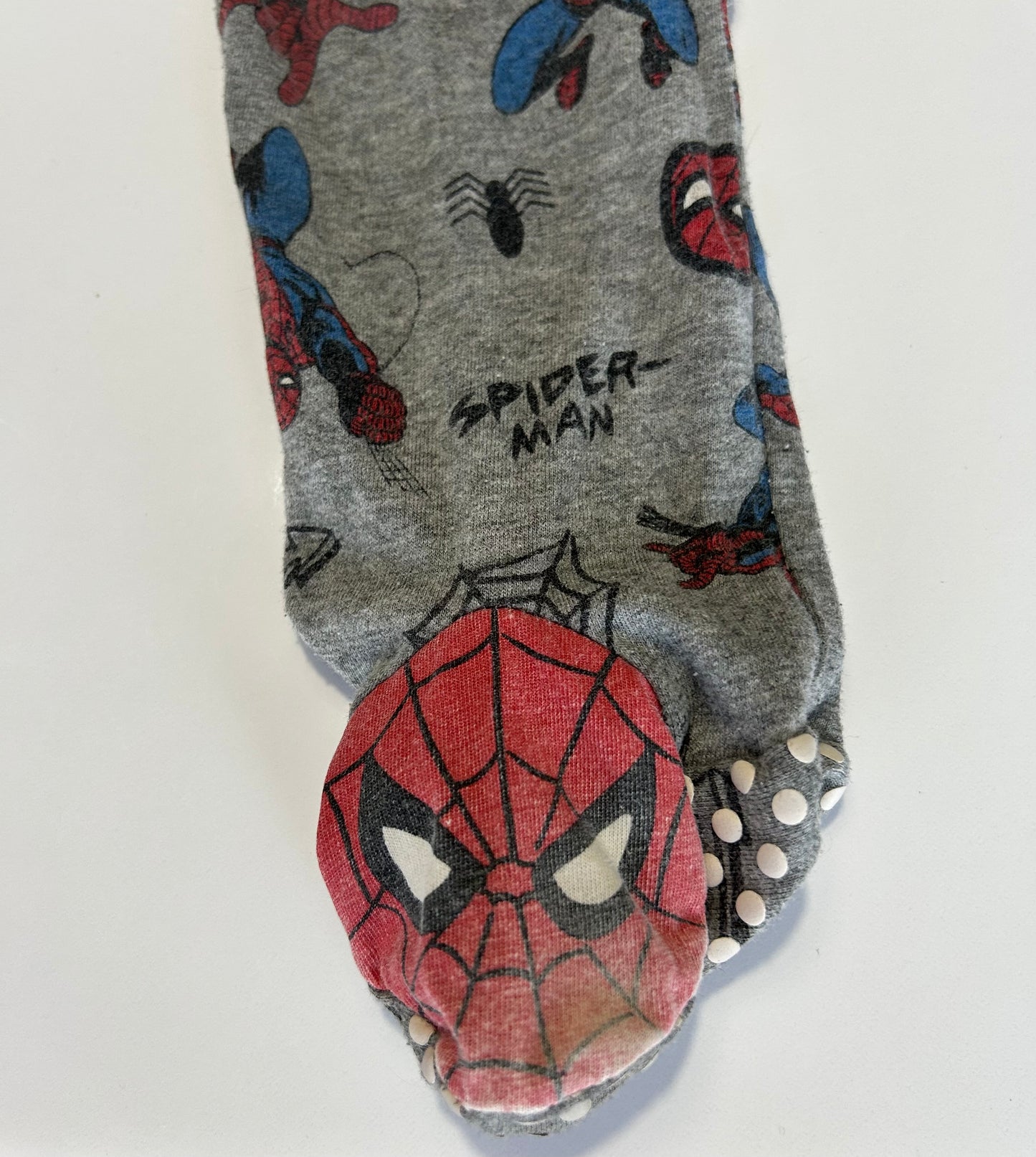 Marvel 12-18m *usé aux pieds*