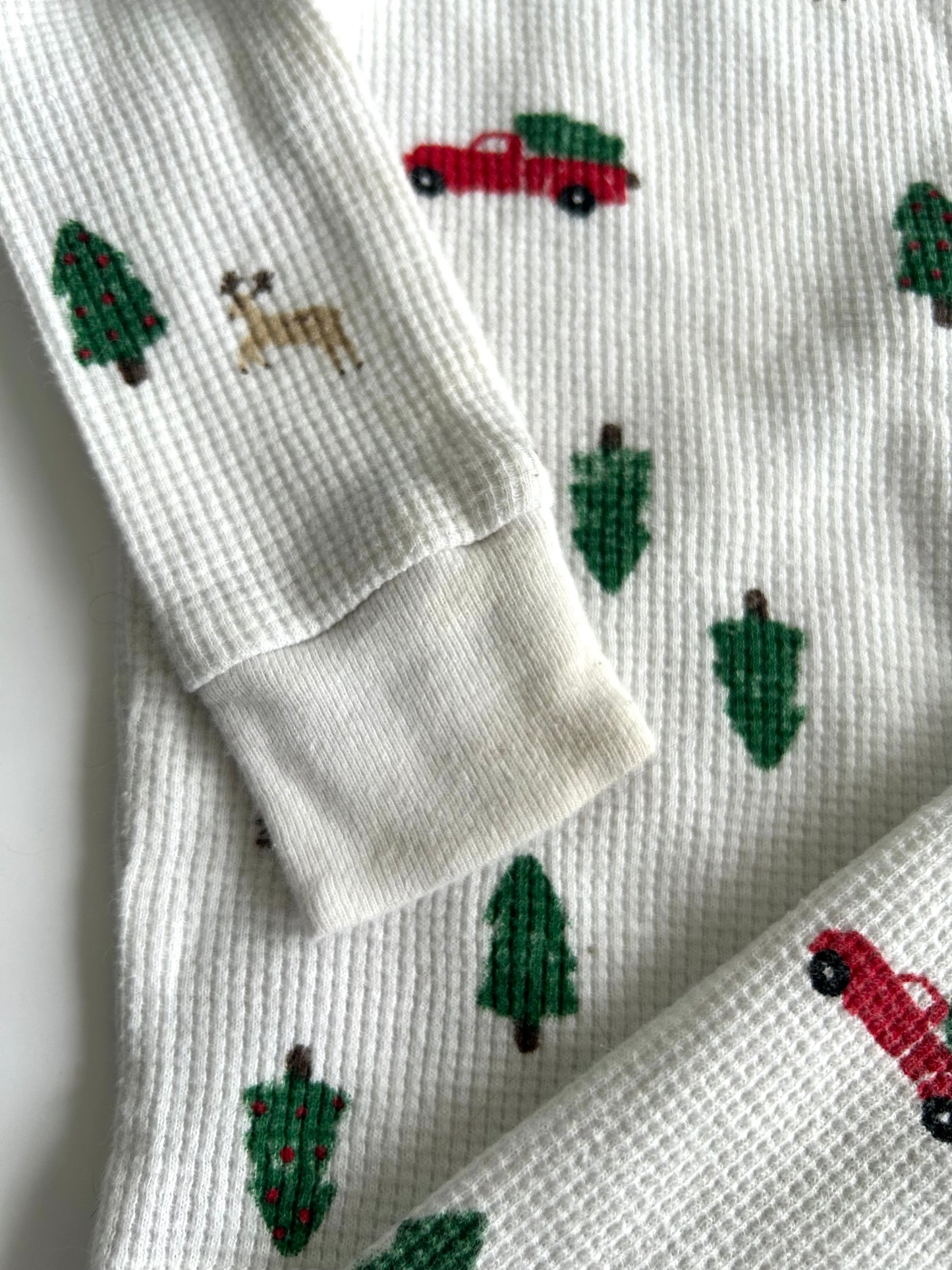 Carter’s 24m FAIT PETIT (12m) *petite tache au poignet