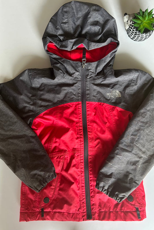 North Face 6ans (minou à l’intérieur) *taches près du zip*