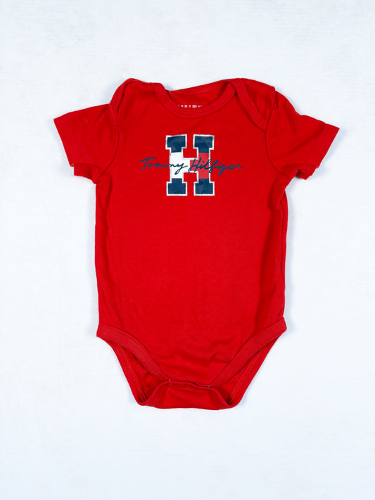 CACHE-COUCHE MANCHES COURTES / Tommy Hilfiger 3-6 mois