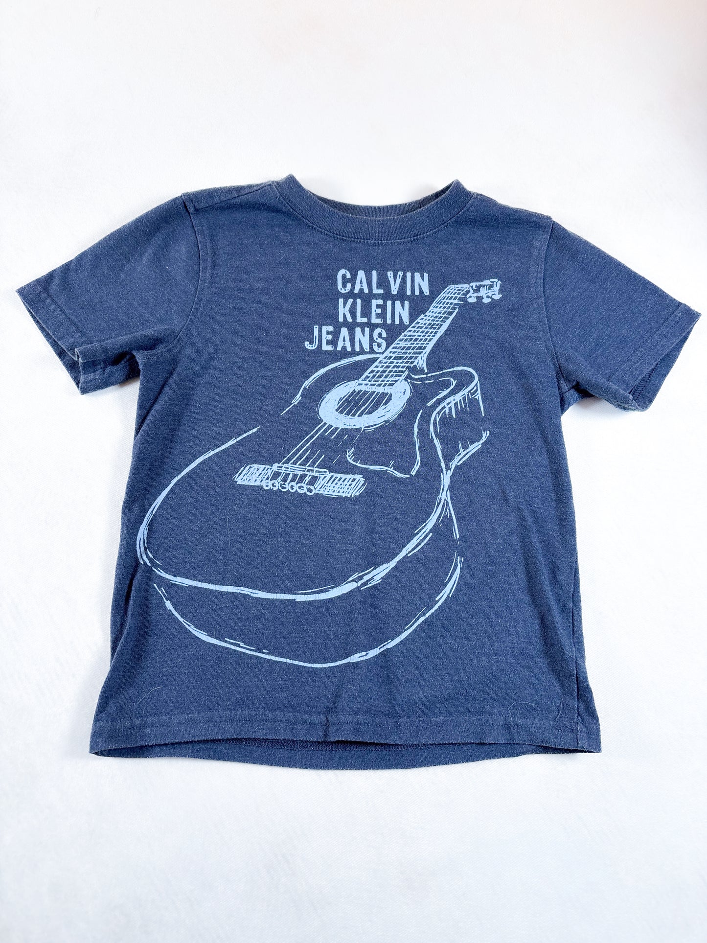 CHANDAIL À MANCHES COURTES / Calvin Klein 4T