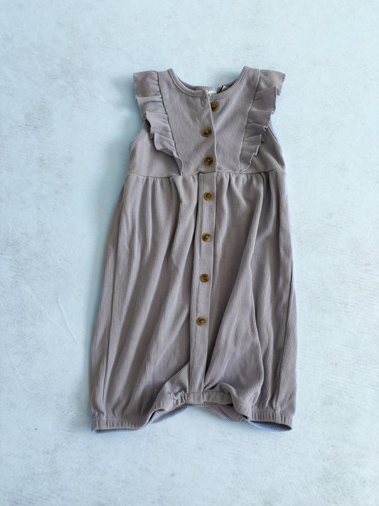 ENSEMBLE / MID 24 mois (imparfait, petite tache sous les bras)