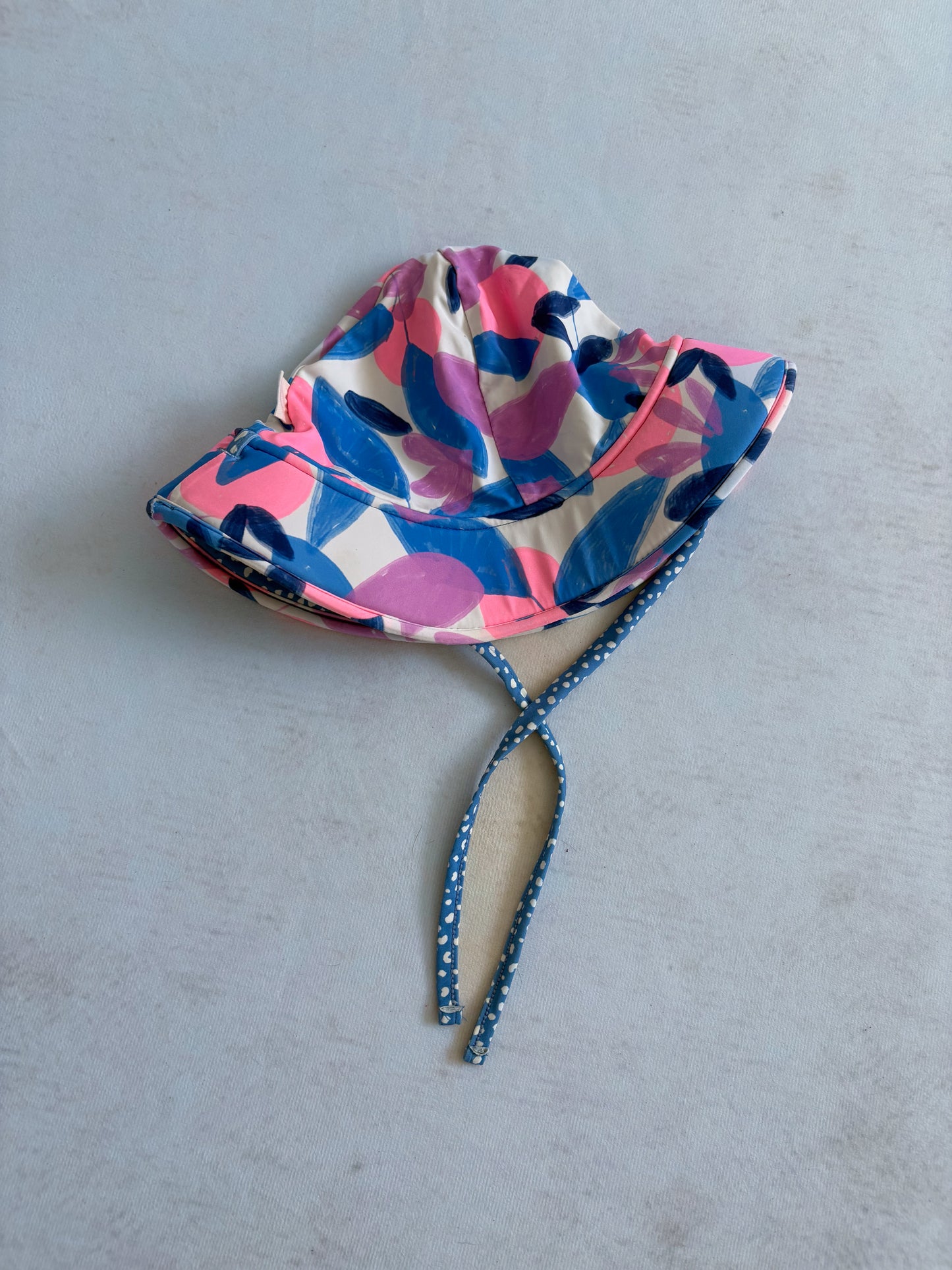 Chapeau MAILLOT reversible 3-5T