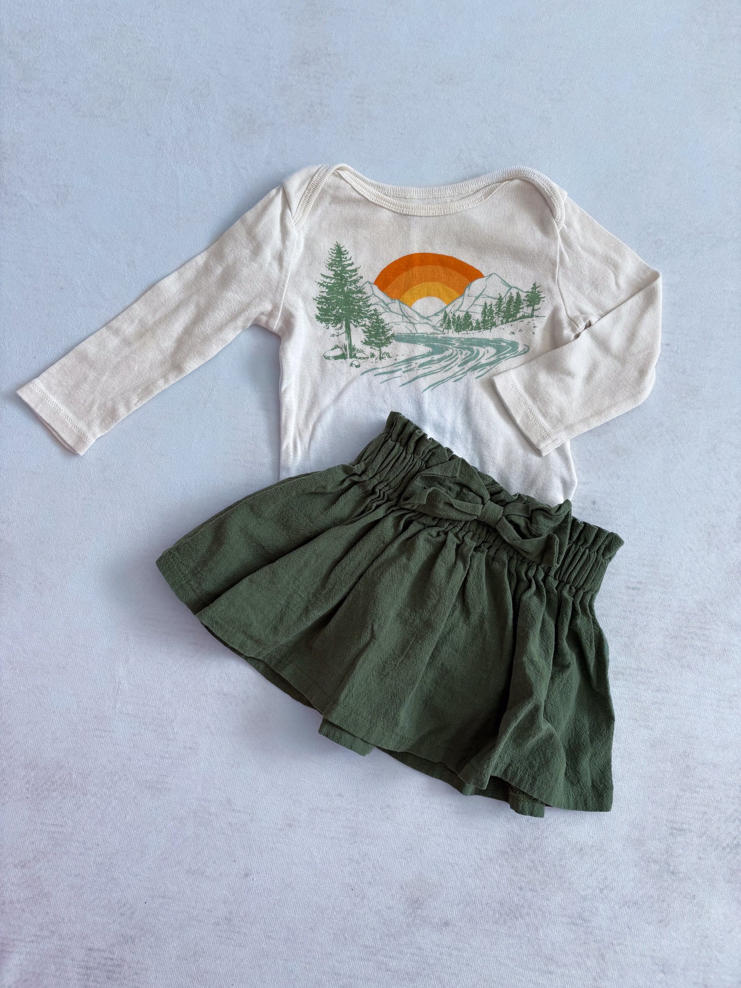 ENSEMBLE / Old navy 6-12 mois