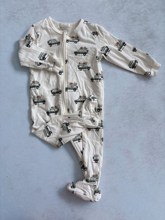 PYJAMA / Petit lem 6 mois (petite tache)