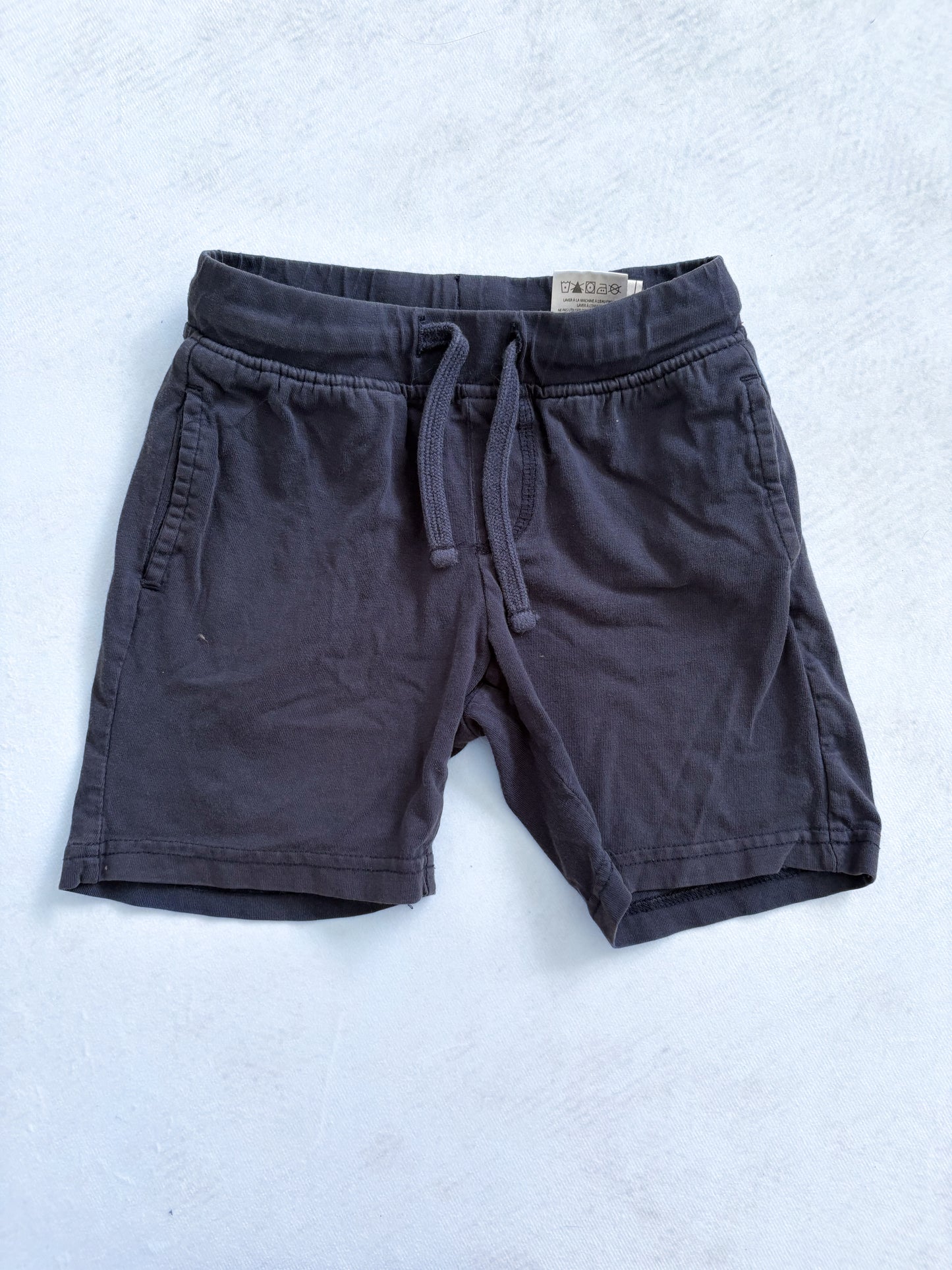SHORT / Tag 3T