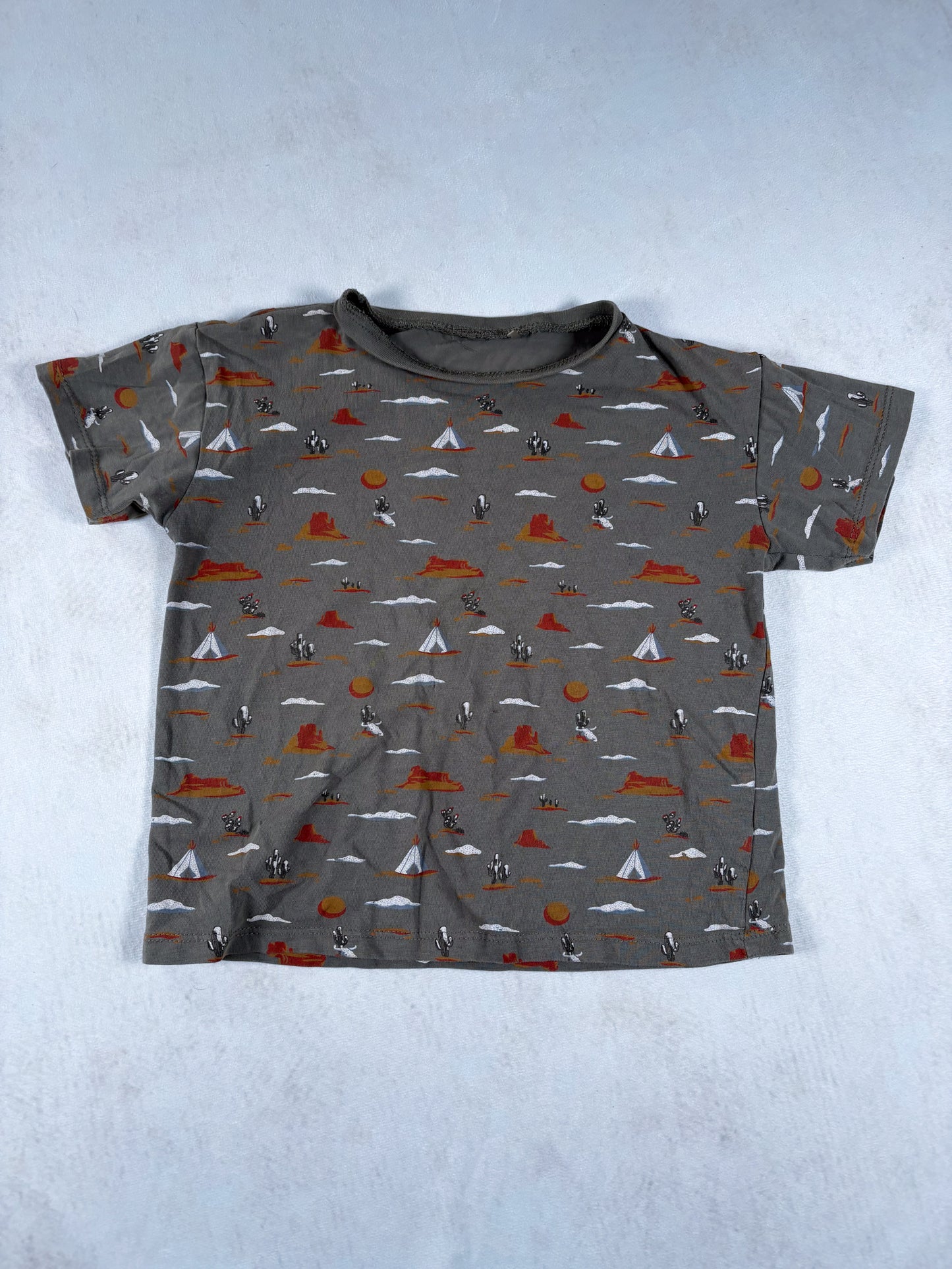 T-SHIRT / Blumind 3T