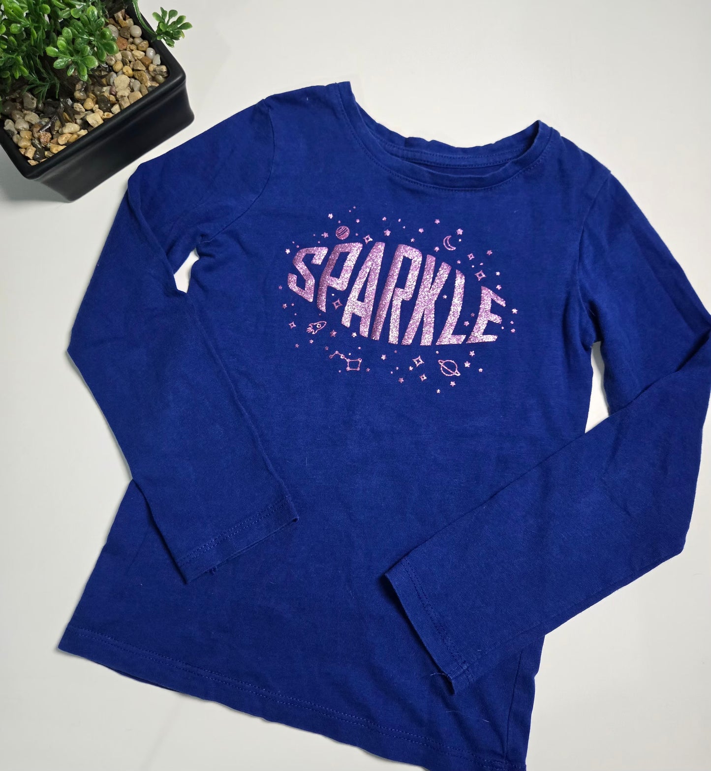 George 6 Ans *imparfait dans le dos*