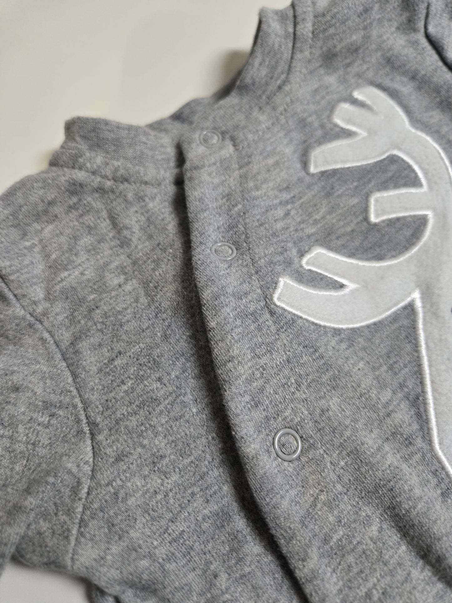 Canadiana 0-3M *Tâché*