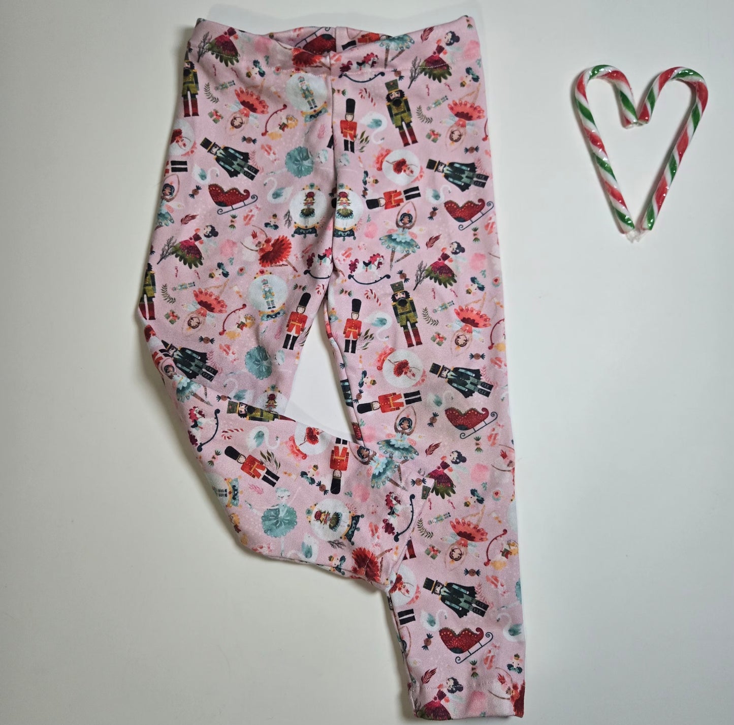 Petite pivoine 2T *Tâché sur les genoux*