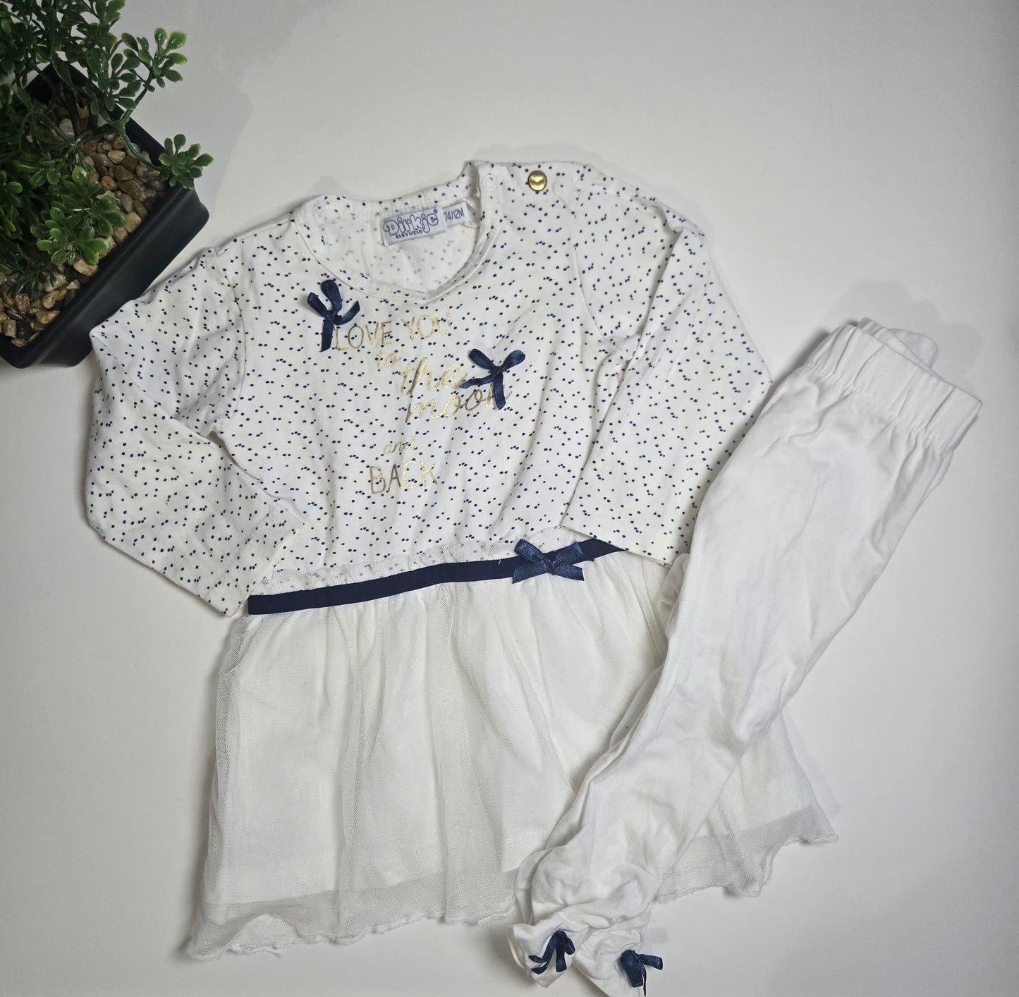 Dirkje 12M *Tâches sur le bras*