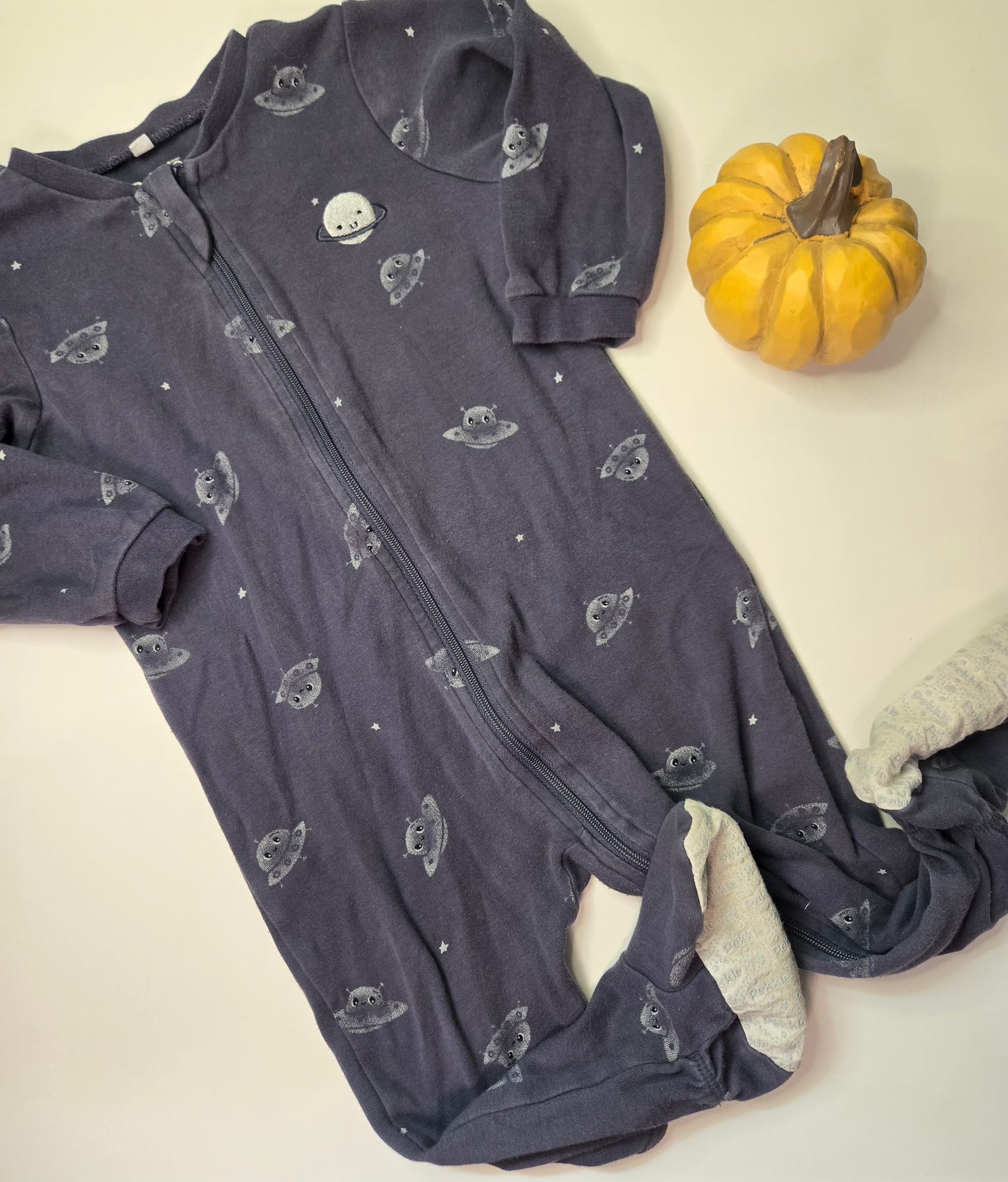 Pekkle 12M *dessous des pieds décolorés*