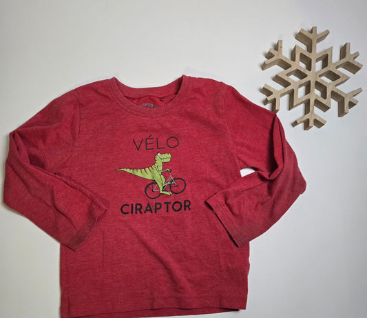 Tag 2T *Poignets cernés*