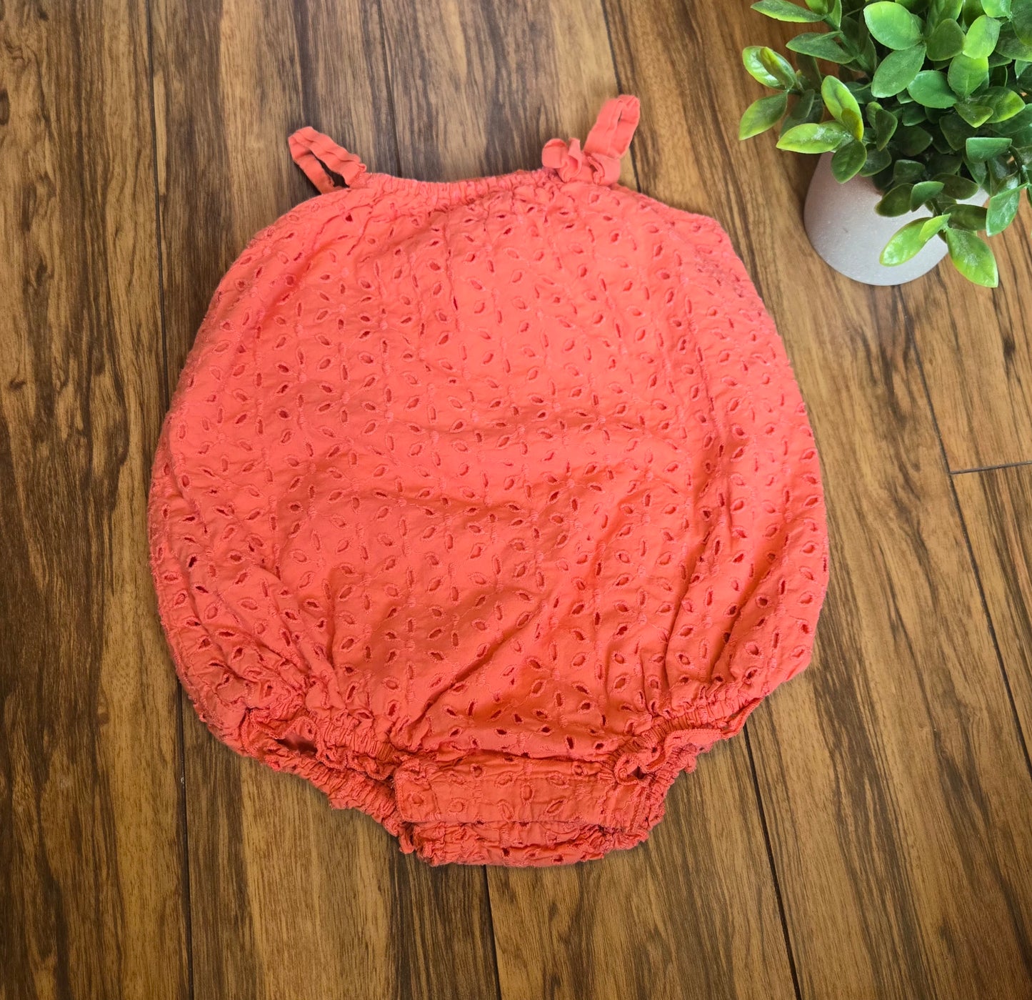 Old Navy 18-24M
